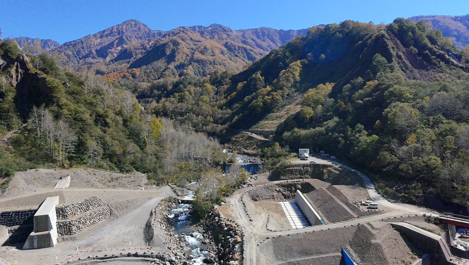 R7　有峰地区渓岸対策（多枝原谷）工事